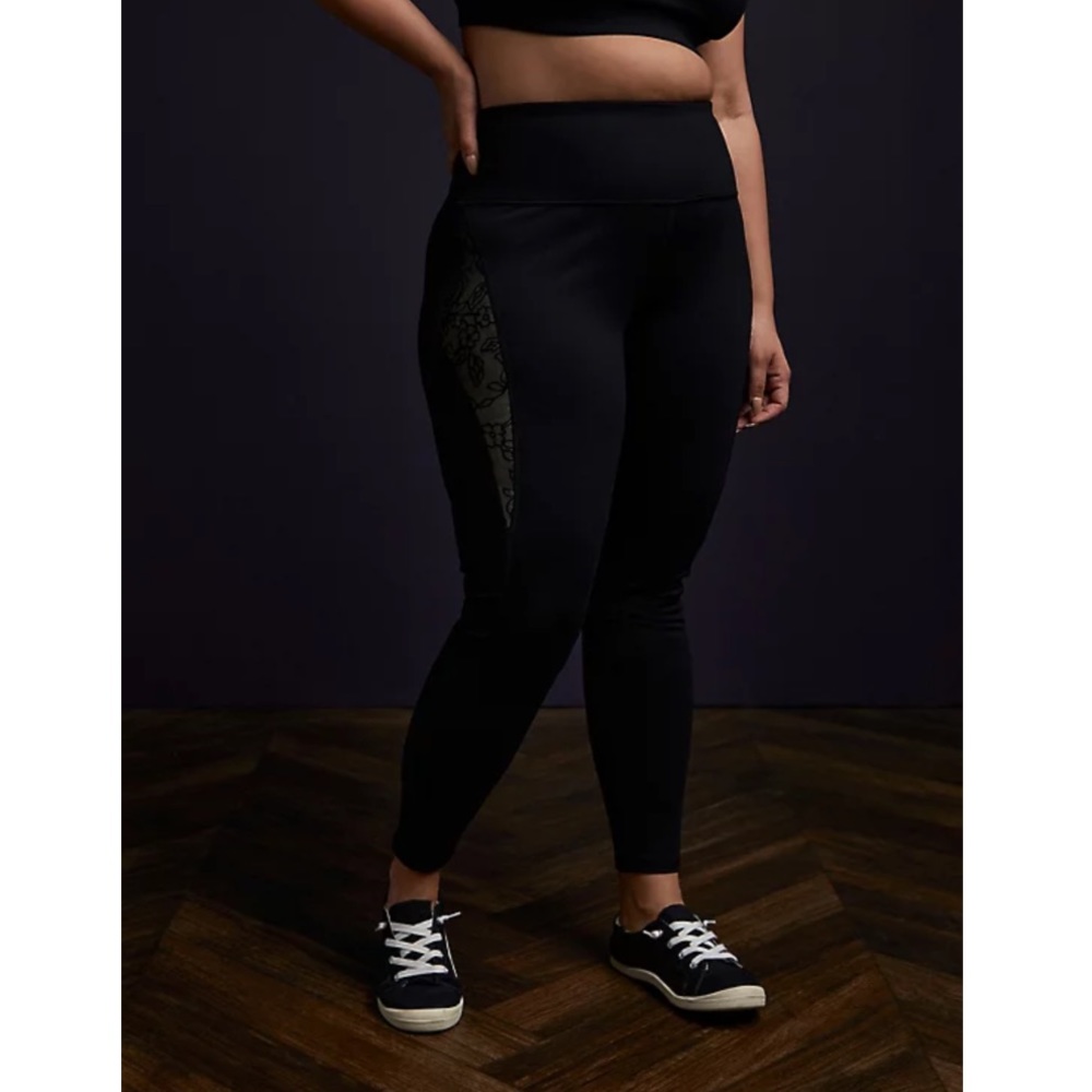 Black Lace Inset Wicking Active Legging